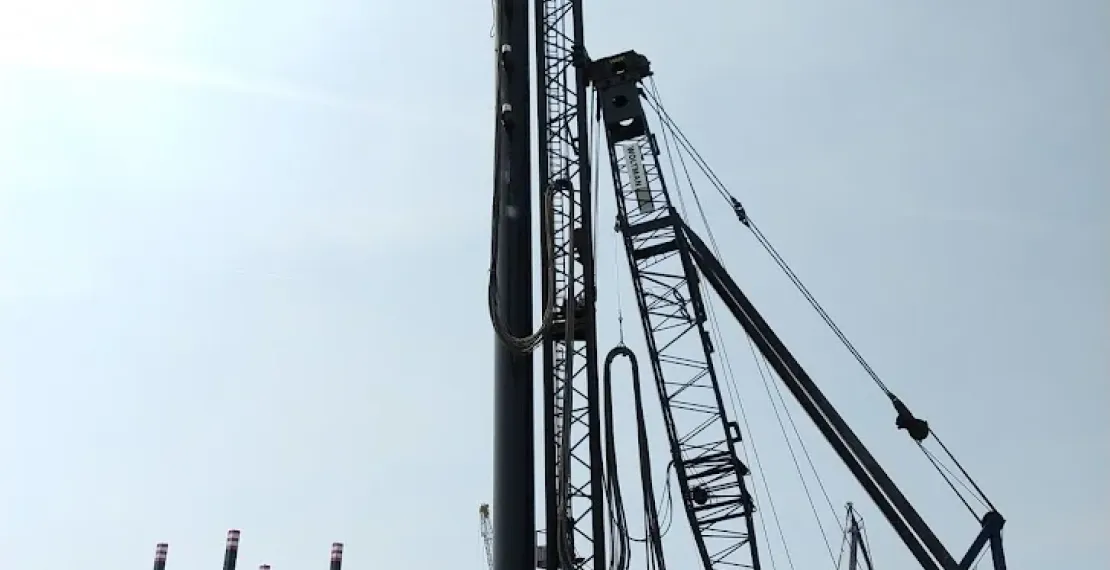 Botlek_1e-werkhaven_aanbrengen_buispalen