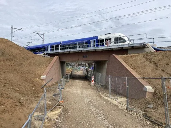 De Koning_6.-Heerlen-spoorviaduct_spooronderdoorgang-600x450