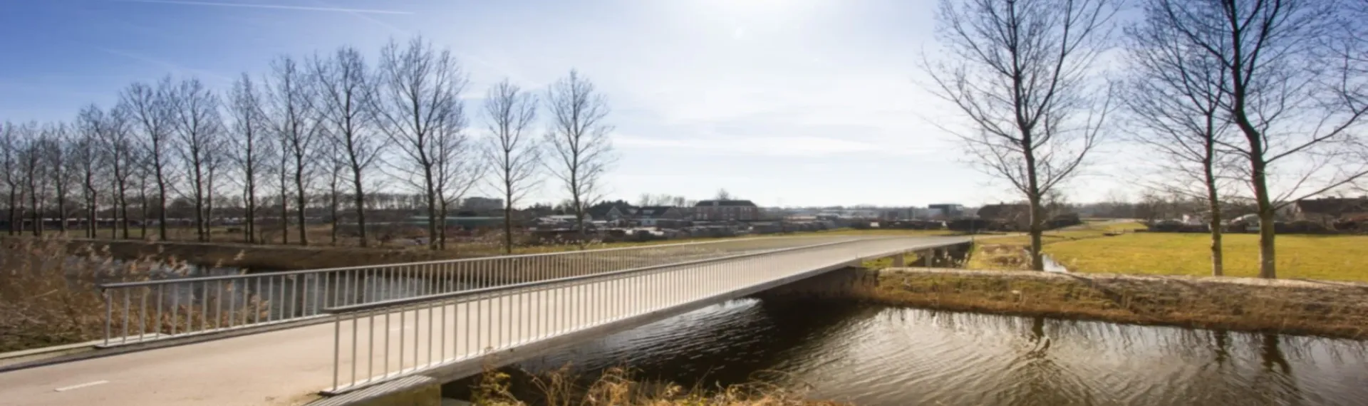 De Koning_fietsbrug-beton-2