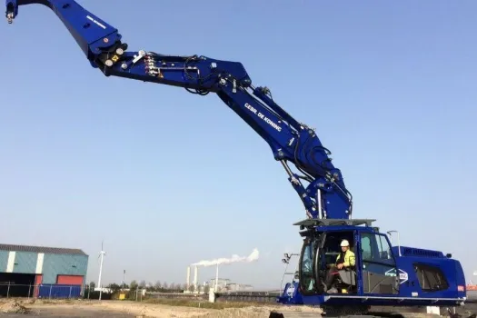 De Koning_Liebherr-r936