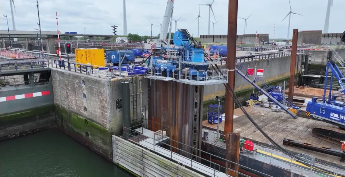 Gebr. De Koning _ Krammersluizen - bouwkuip_03