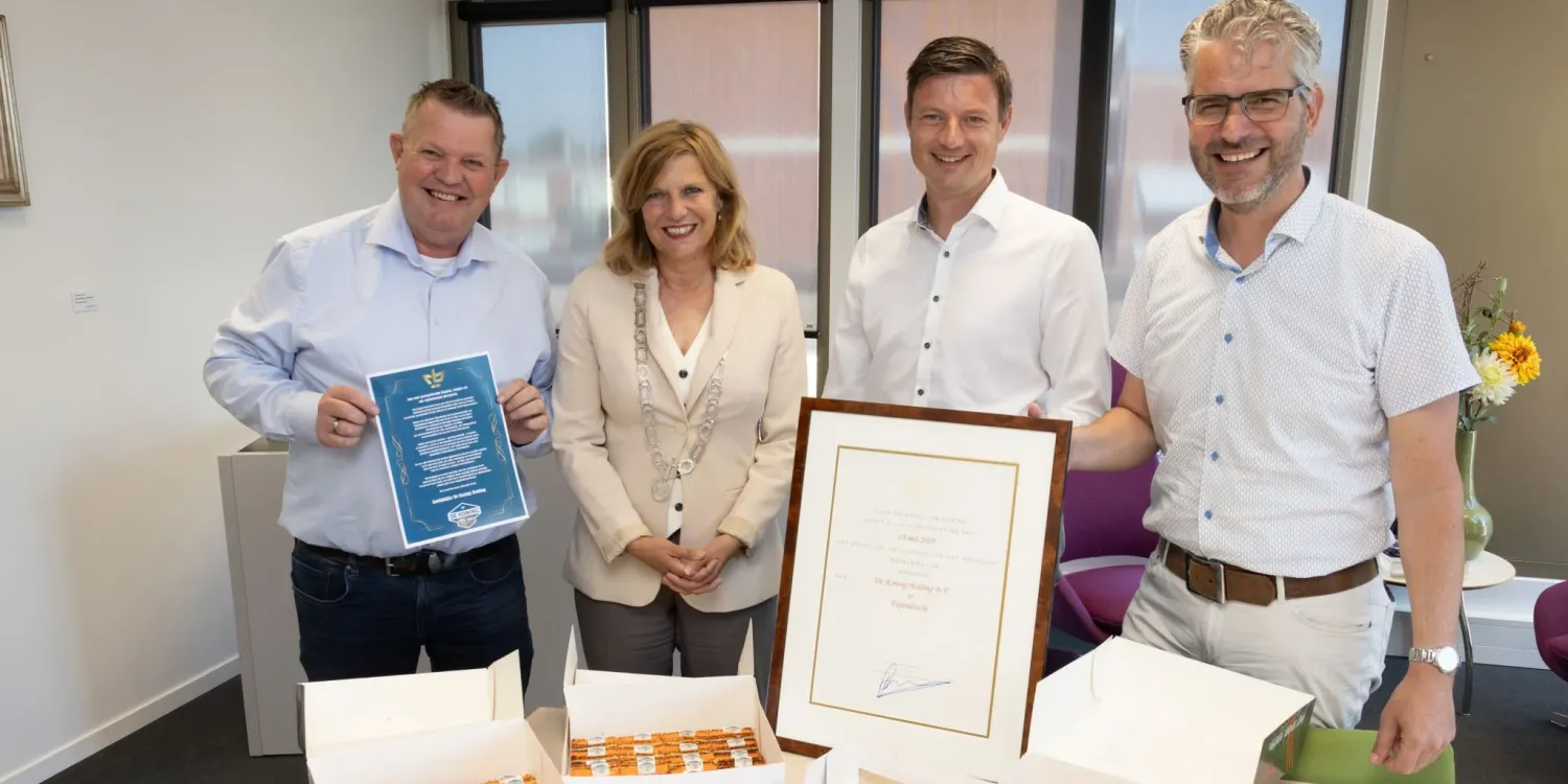 Koninklijk predicaat nu écht officieel &ndash; de oorkonde is binnen _2