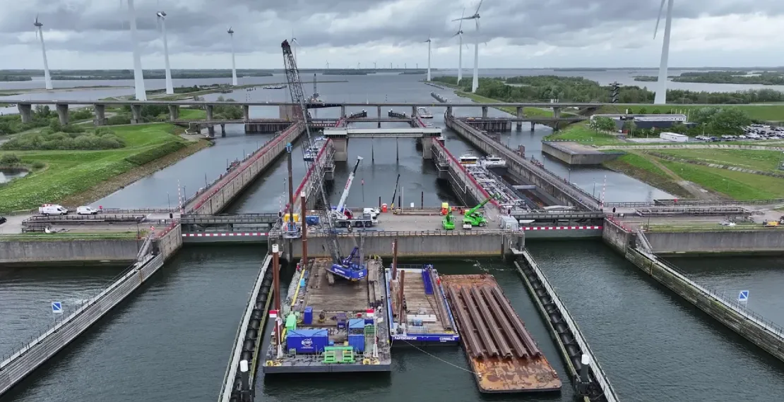 Krammersluizen damwand bouwkuip De Koning_03