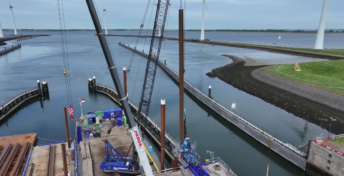 Krammersluizen damwand bouwkuip De Koning_04