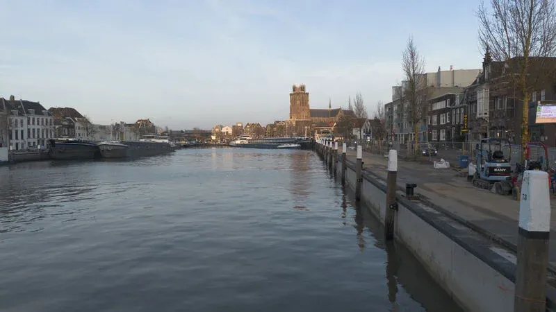 Project opgeleverd- kadeherstel Achterhakkers in Dordrecht-2